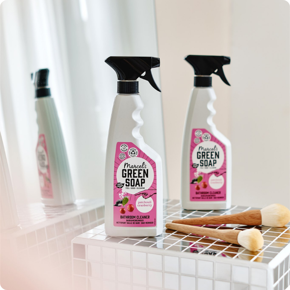 Badreiniger Spray Patschuli & Cranberry